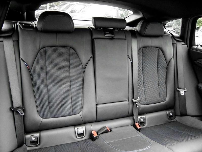 Gebraucht BMW X4 M M Sport 326 PS (239 kW) 2020 Alpinweiss iii SUV