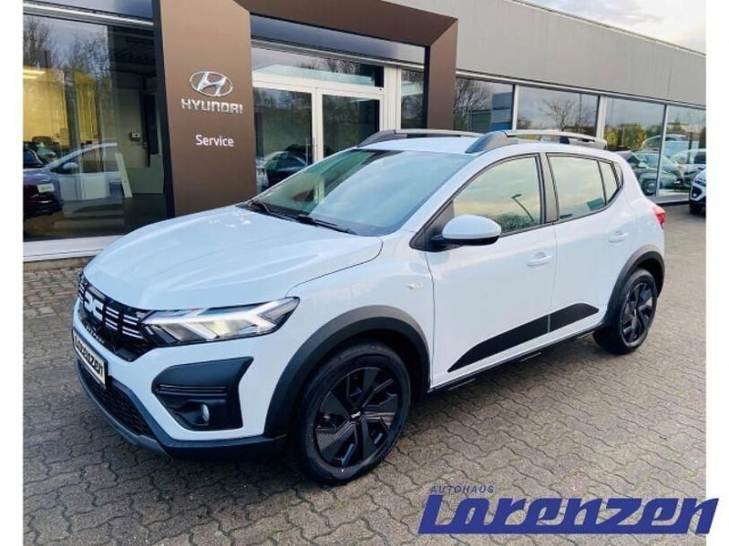 Gletscherweiss Gebraucht 2024 Dacia Sandero Expression Kleinwagen | 15.980 € (Guter Preis) - Bild 1/4