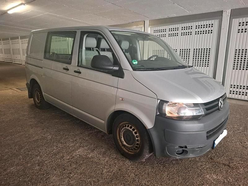Silber Gebraucht 2013 VW T5 Van | 6.400 € (Guter Preis) - Bild 1/4
