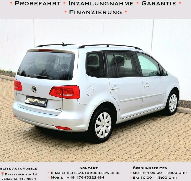 Gebraucht VW Touran 105 PS (77 kW) 2013 Silber Van / Kleinbus