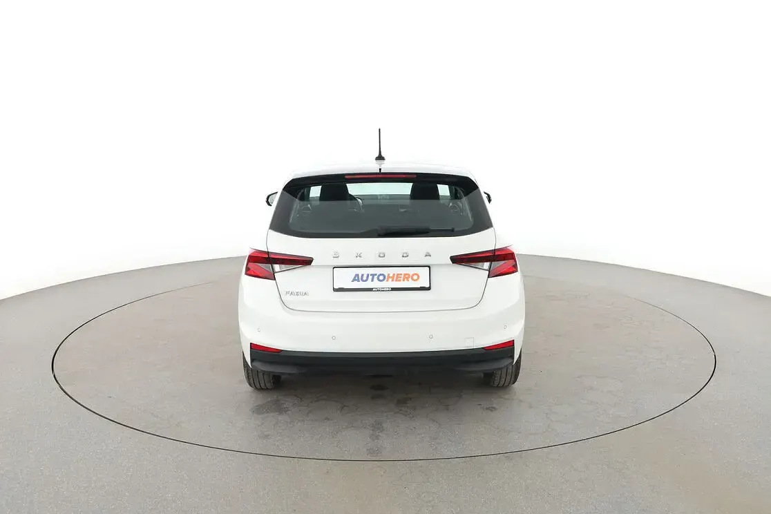 Gebraucht Skoda Fabia Ambition 2021 Weiß Kleinwagen