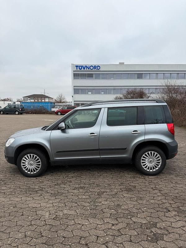 Gebraucht Skoda Yeti 160 PS (117 kW) 2010 Grau SUV