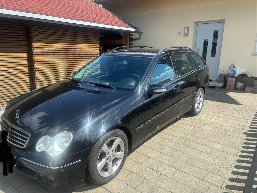 Gebraucht Mercedes 200 163 PS (119 kW) 2007 Schwarz Limousine