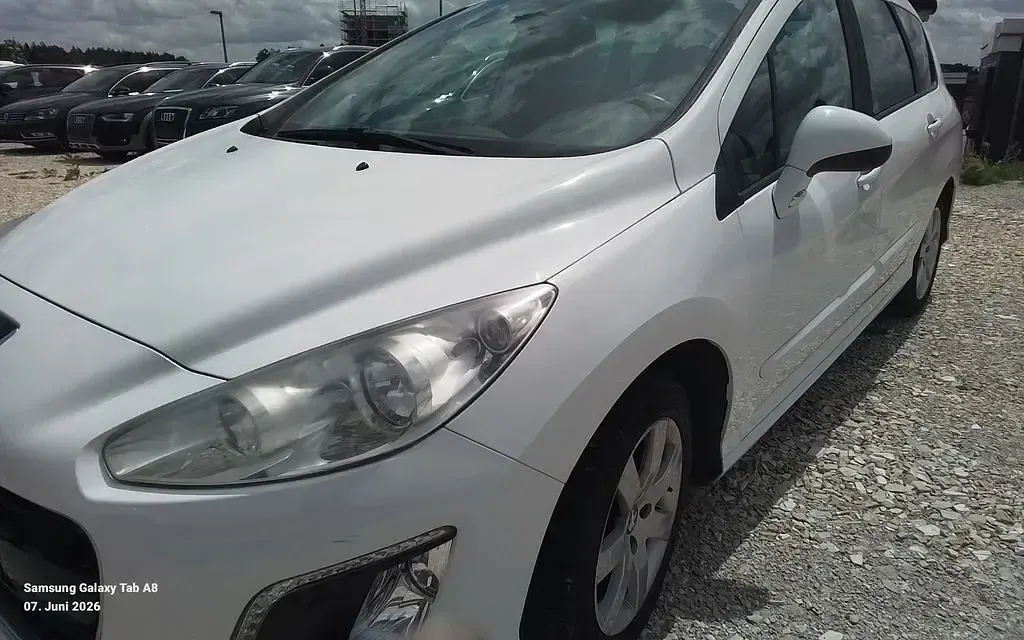 Gebraucht Peugeot 308 SW Active 120 PS (88 kW) 2011 Weiß Kombi