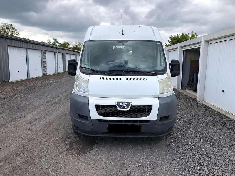 Gebraucht Peugeot Boxer 163 PS (119 kW) 2012 Weiß Van