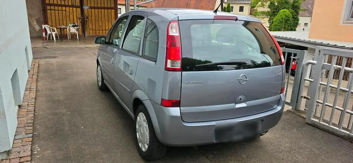 Gebraucht Opel Meriva 101 PS (74 kW) 2005 Silber Van / Kleinbus
