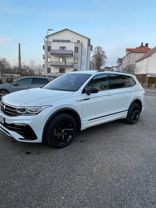 Weiß Gebraucht 2023 VW Tiguan Style SUV | 42.500 € (Teuer) - Bild 1/4