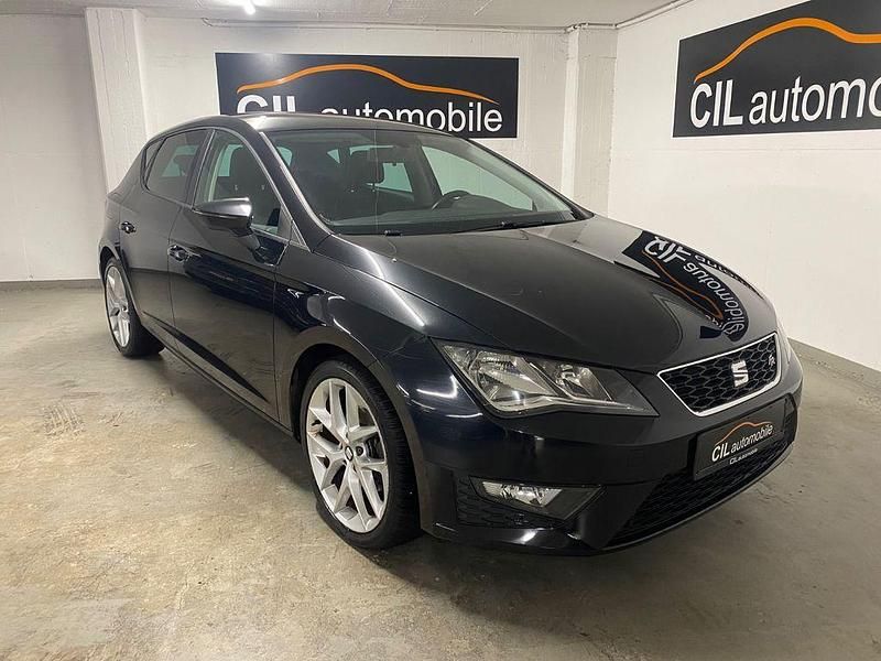 Schwarz Gebraucht 2015 Seat Leon FR Limousine | 8.990 € (Guter Preis) - Bild 1/4