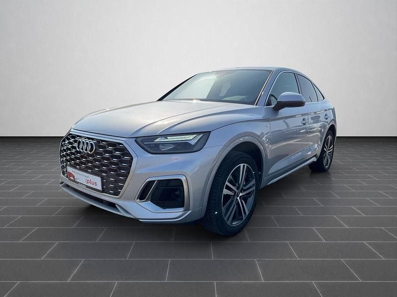 Grau (metallic) Gebraucht 2022 Audi Q5 Sportback Ambiente SUV | 38.280 € (Guter Preis) - Bild 1/4
