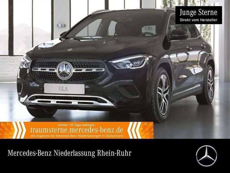 Schwarz Gebraucht 2022 Mercedes GLA180 Progressive SUV | 32.990 € (Fairer Preis) - Bild 1/3