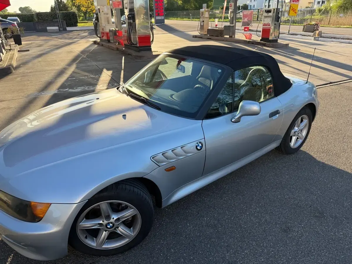 Gebraucht BMW Z3 Sport Line 116 PS (85 kW) 1997 Silber Cabrio