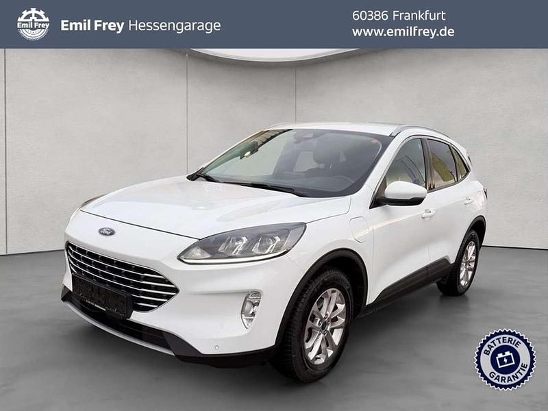Gebraucht Ford Kuga Titanium 152 PS (111 kW) 2022 Weiß SUV