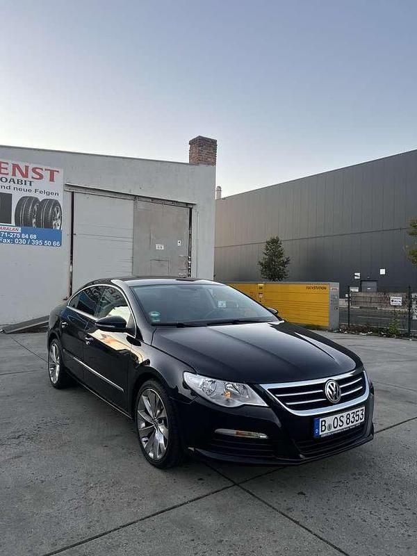 Gebraucht VW Passat 272 PS (200 kW) 2010 Schwarz Limousine