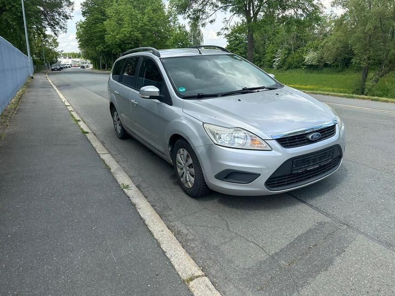 Silber Gebraucht 2008 Ford Focus Kombi | 800 € (Guter Preis) - Bild 1/4