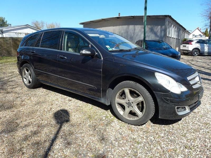 Gebraucht Mercedes R320 224 PS (164 kW) 2008 Schwarz Van / Kleinbus