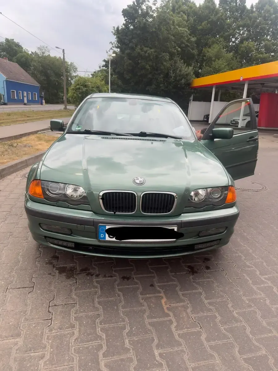 Gebraucht BMW 318 119 PS (87 kW) 1999 Grün Limousine