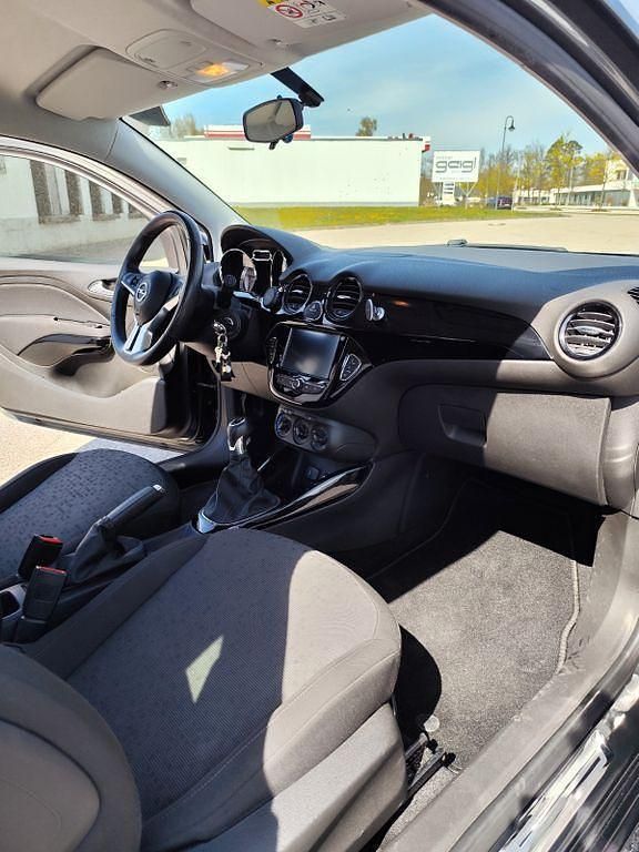 Gebraucht Opel Adam 69 PS (50 kW) 2018 Andere farben Kleinwagen