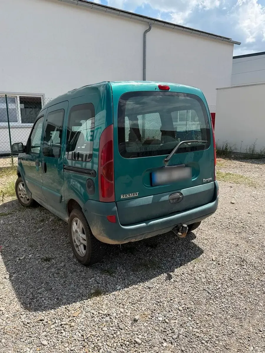Gebraucht Renault Kangoo 95 PS (69 kW) 2002 Grün Van / Kleinbus
