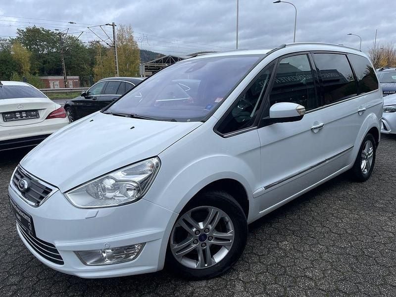 Weiß Gebraucht 2012 Ford Galaxy Titanium Van / Kleinbus | 9.990 € (Fairer Preis) - Bild 1/4