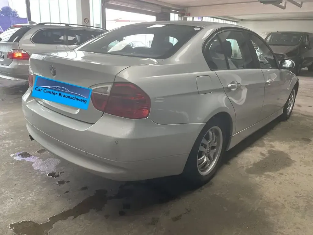 Gebraucht BMW 320 Advantage 163 PS (119 kW) 2007 Silber Limousine