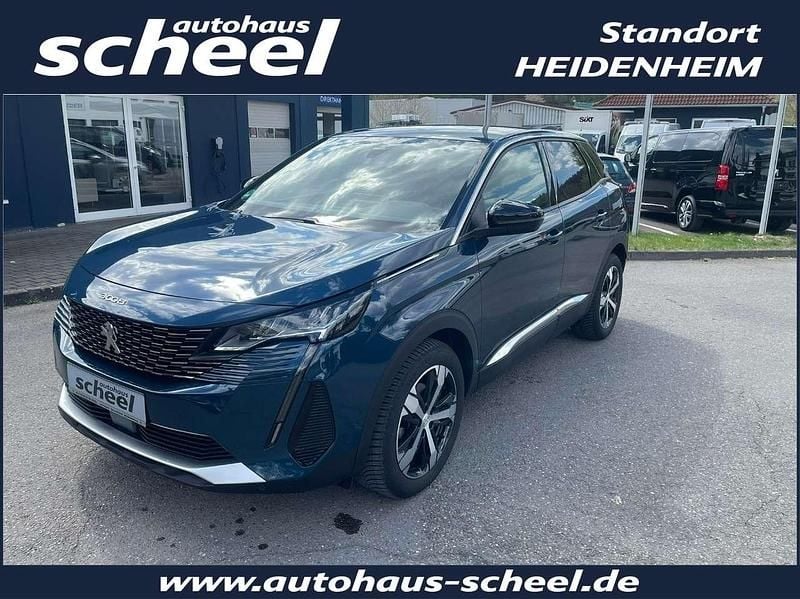 Lackierung blau celebes/metallic Gebraucht 2023 Peugeot 3008 Allure Limousine | 19.980 € (Superpreis) - Bild 1/4