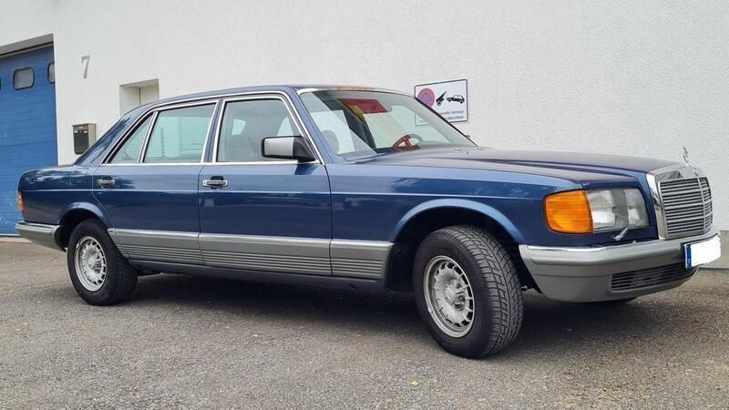 Blau Gebraucht 1983 Mercedes 380 Limousine | 10.900 € - Bild 1/4
