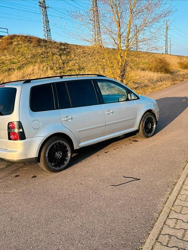 Gebraucht VW Touran 136 PS (100 kW) 2003 Silber Van / Kleinbus
