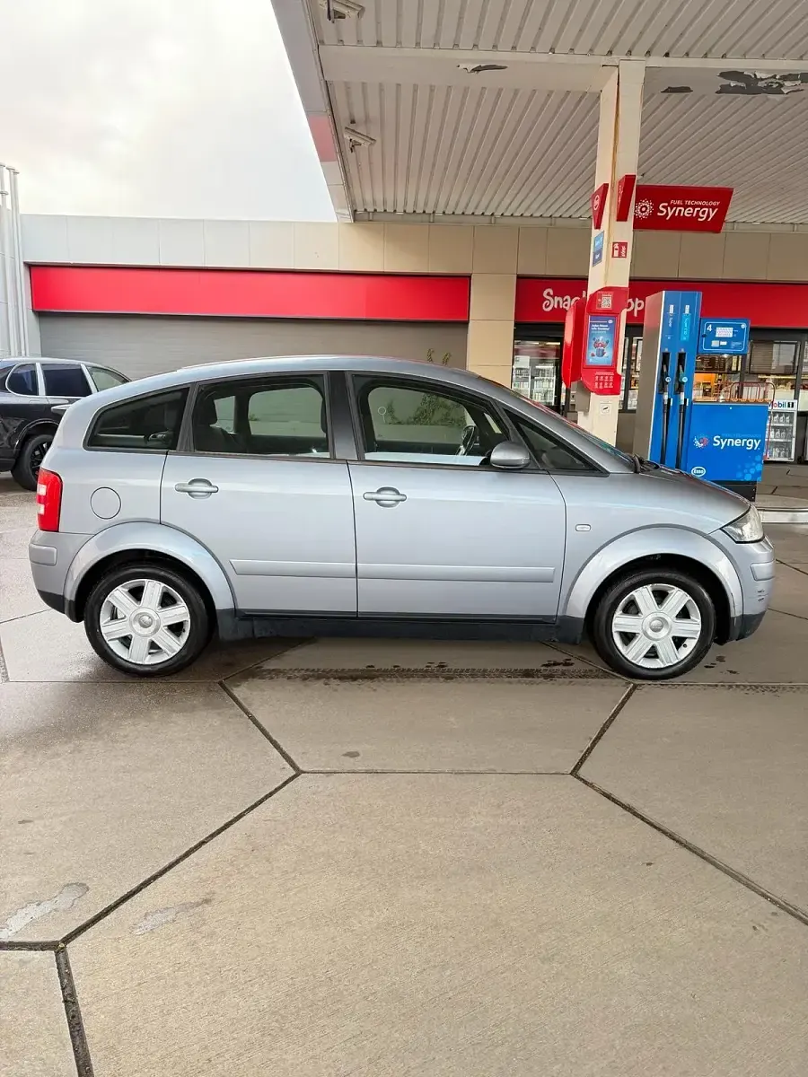 Occasion Audi A2 75 ch (55 kW) 2004 Bleue Citadine