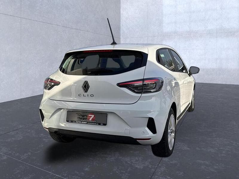 Gebraucht Renault Clio V Evolution 67 PS (49 kW) 2024 Gletscherweiß Limousine