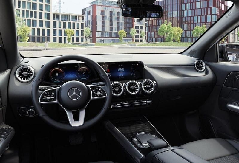 Gebraucht Mercedes EQA300 Progressive 167 kW (228 PS) 2023 Weiß SUV