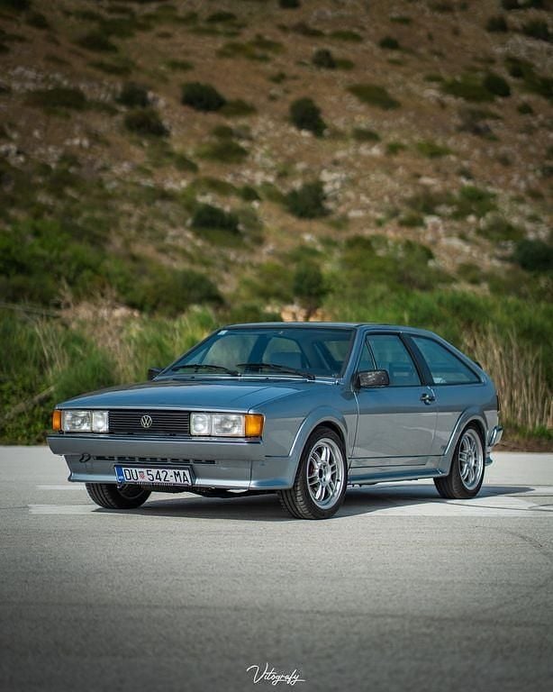 Używany VW Scirocco 300 KM (220 kW) 1989 Srebrny Coupe