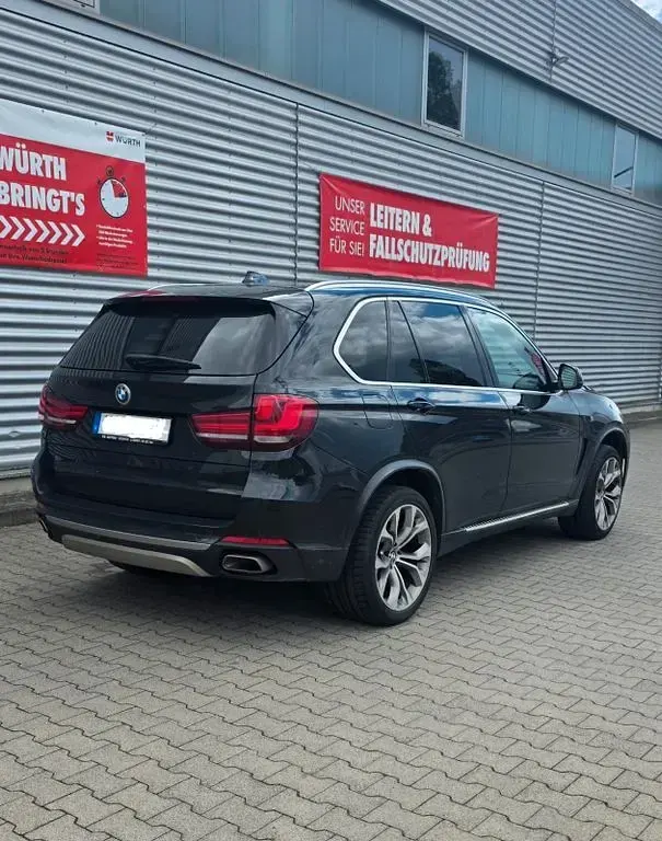 Gebraucht BMW X5 Sport Line 313 PS (230 kW) 2014 Schwarz SUV