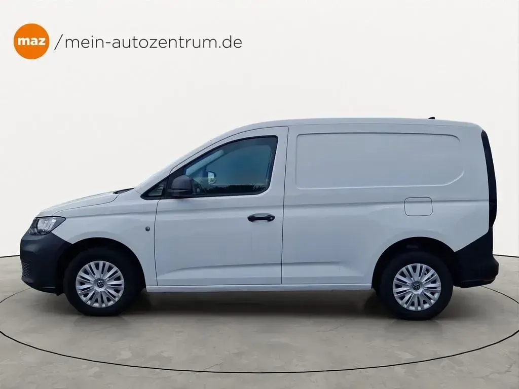 Gebraucht VW Caddy Basis 102 PS (75 kW) 2023 Candyweiss Van / Kleinbus