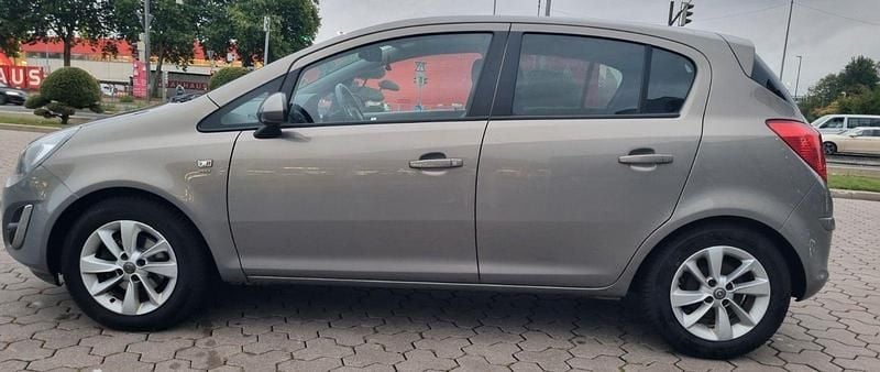 Braun Gebraucht 2014 Opel Corsa Energy Kleinwagen | 4.000 € - Bild 1/4
