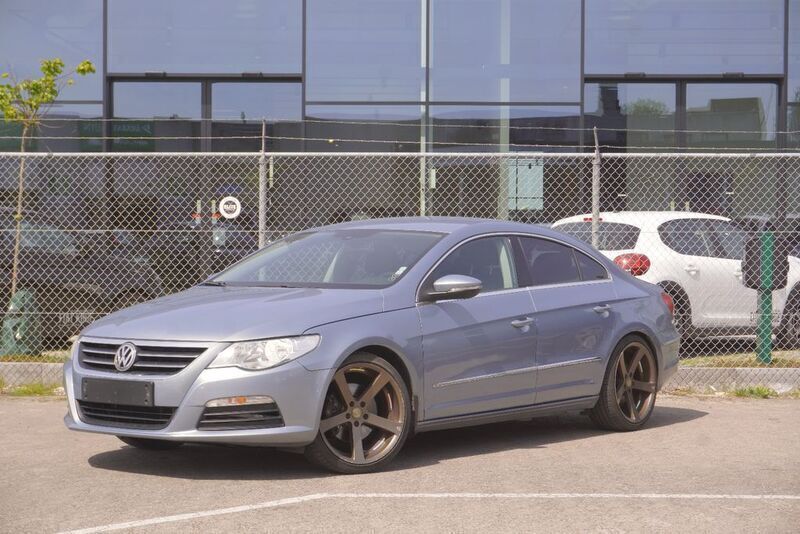 Grau Gebraucht 2010 VW CC Limousine | 3.200 € (Superpreis) - Bild 1/4