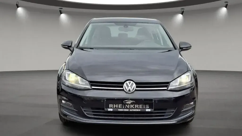 Gebraucht VW Golf VII Trendline 105 PS (77 kW) 2013 Schwarz Limousine