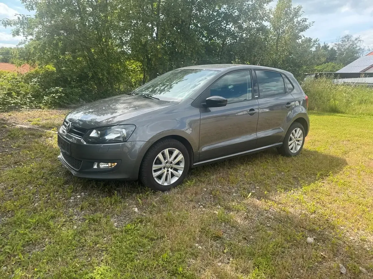 Gebraucht VW Polo Style 70 PS (51 kW) 2011 Grau Kleinwagen