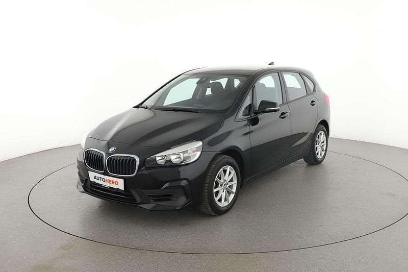 Schwarz Gebraucht 2018 BMW 218 Active Tourer Advantage Van / Kleinbus | 13.360 € (Fairer Preis) - Bild 1/3
