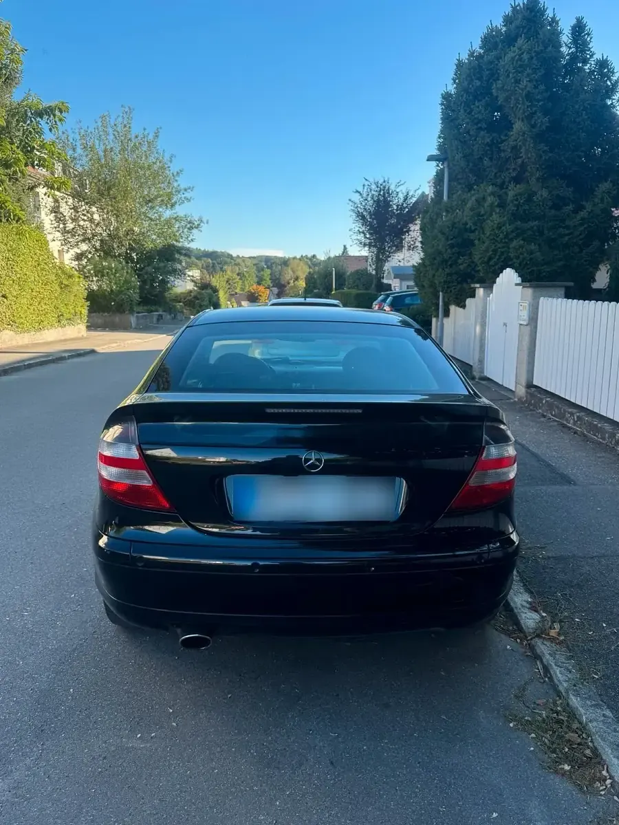 Gebraucht Mercedes C200 163 PS (119 kW) 2004 Schwarz Coupé