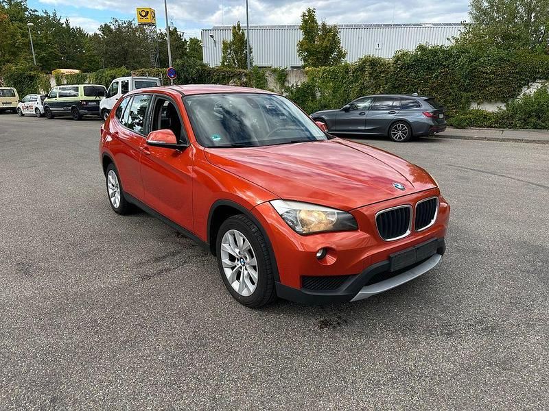 Orange Gebraucht 2014 BMW X1 SUV | 7.450 € (Guter Preis) - Bild 1/4