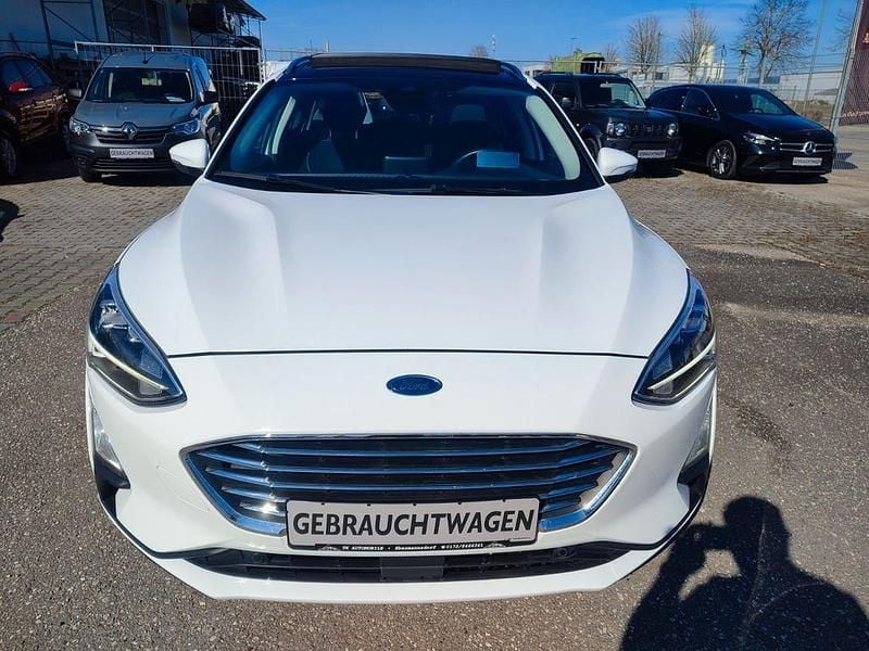 Gebraucht Ford Focus Titanium 151 PS (111 kW) 2019 Weiß Kombi