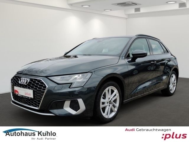 Grau Gebraucht 2024 Audi A3 Sportback Advanced Plus Limousine | 35.990 € (Teuer) - Bild 1/4