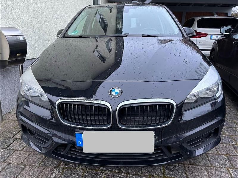 Gebraucht BMW 216 Active Tourer Advantage 102 PS (75 kW) 2016 Schwarz Van / Kleinbus