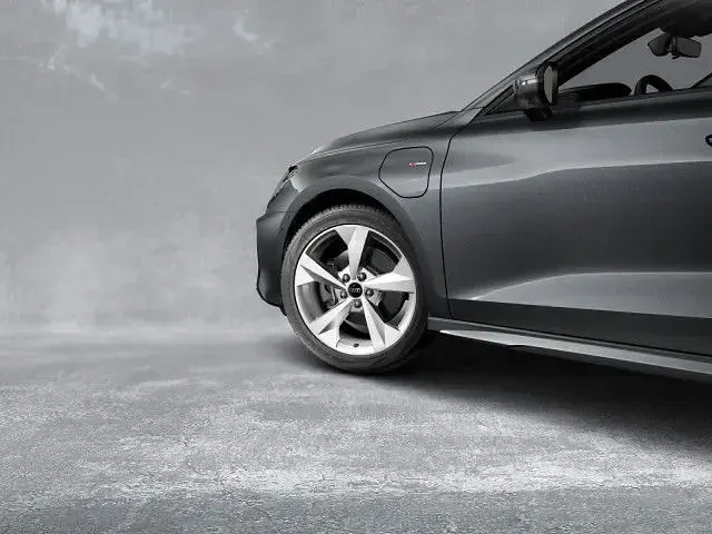 Gebraucht Audi A3 S-Line 204 PS (150 kW) 2025 Grau Limousine