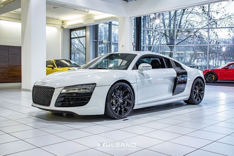 Suzukagrau metallic Gebraucht 2012 Audi R8 Coupé Exclusive Coupé | 72.900 € - Bild 1/4