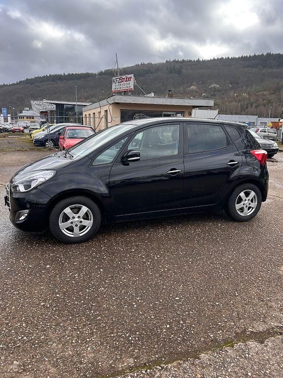 Gebraucht Hyundai i20 90 PS (66 kW) 2016 Schwarz SUV