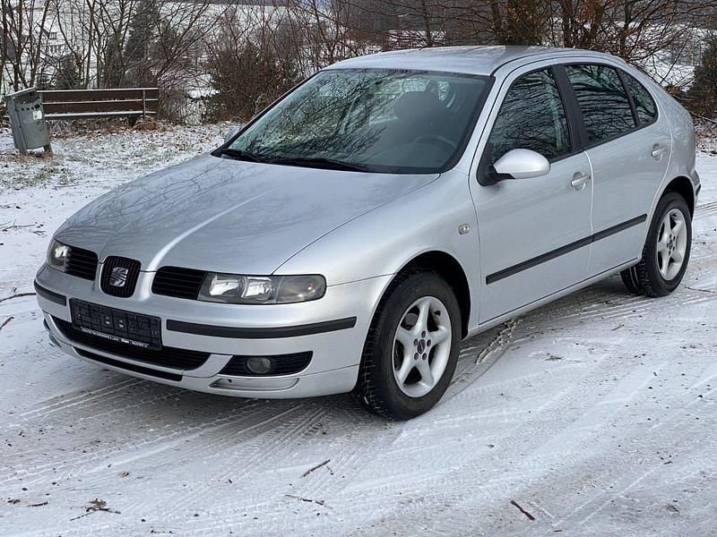 Silber Gebraucht 2003 Seat Leon Stella Kleinwagen | 2.250 € (Teuer) - Bild 1/4