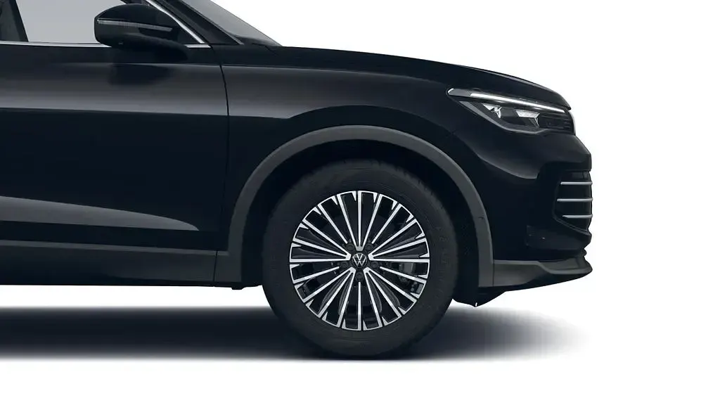 Gebraucht VW Tiguan Elegance 150 PS (110 kW) 2024 Deep black perleffekt SUV