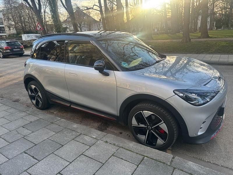 Używany Smart #1 Brabus 314 kW (428 KM) 2023 Srebrny SUV
