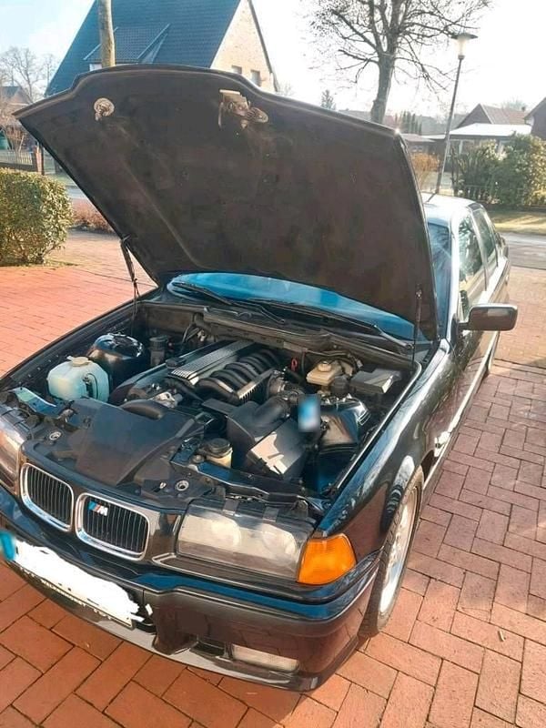 Second-hand BMW 328 193 CP (141 kW) 1996 Negru Berlinǎ